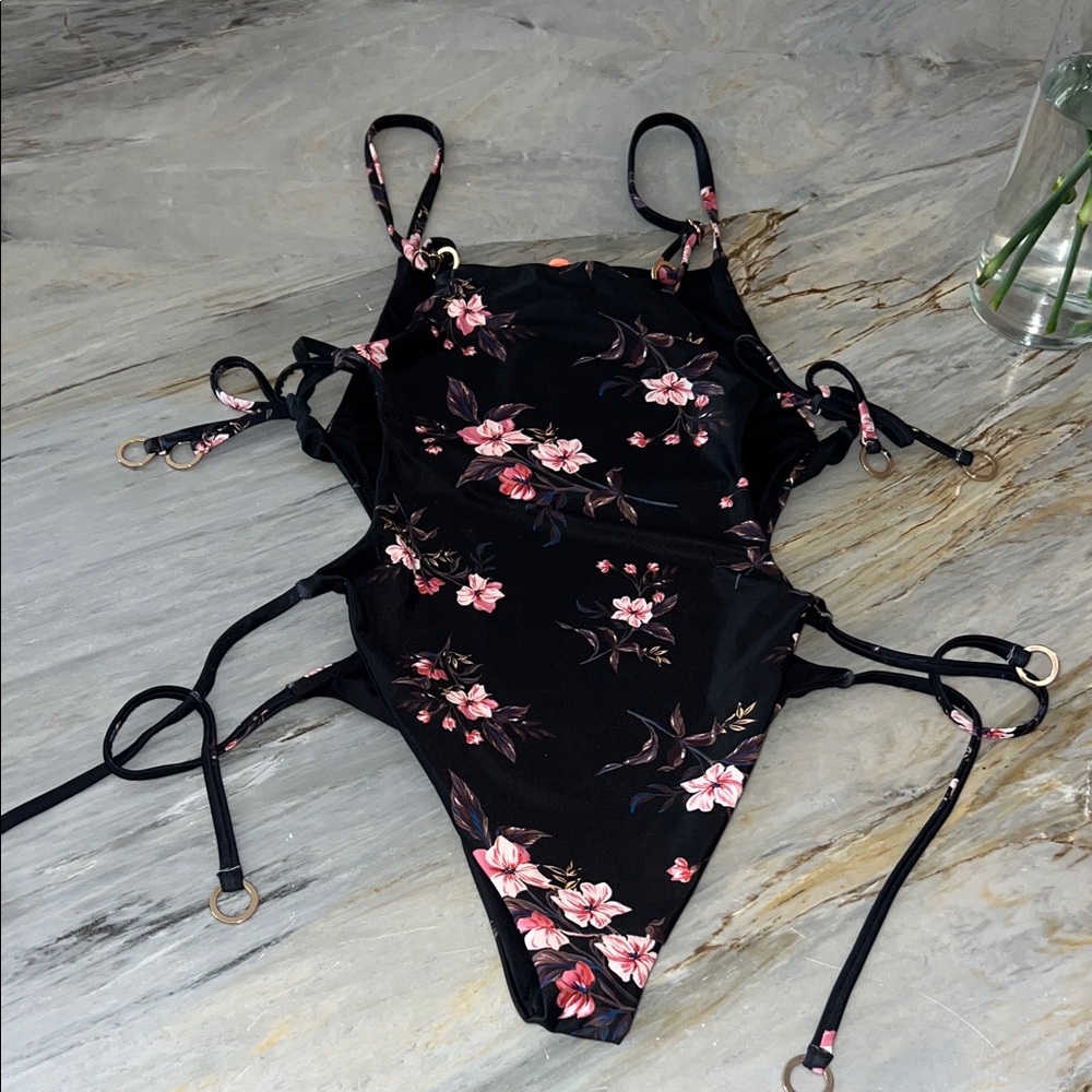 MINKPINK jasmine tie side one piece swimsuit size small new with tags NWT